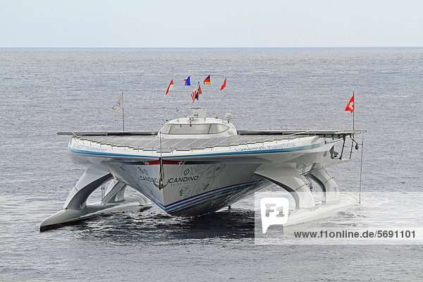 T_ranor PlanetSolar  solar-powered boot arriving in Monaco after the first circumnavigation of the globe with solar power  in 585 days  4 May 2012  Principality of Monaco  CÙte d'Azur  Mediterranean  Europe