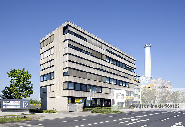 Bürogebäude Lyoner Straße  Bürostadt Niederrad  Frankfurt am Main  Hessen  Deutschland  Europa  ÖffentlicherGrund