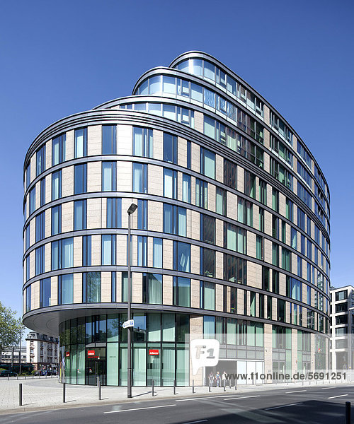 Bürogebäude Oval  Frankfurt am Main  Hessen  Deutschland  Europa  ÖffentlicherGrund