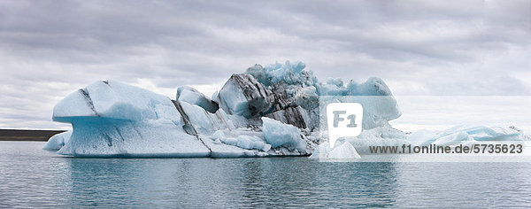 Eisberge in der Gletscherlagune von Jokulsarlon  Island