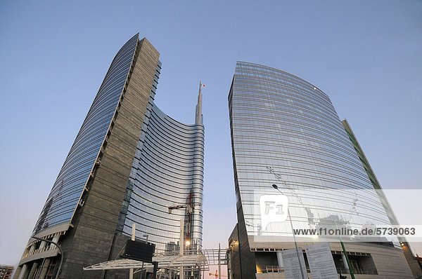 Italien  Lombardei  Mailand  Porta Nuova Garibaldi Turm von Cesar Pelli entworfen