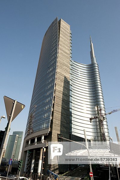 Italien  Lombardei  Mailand  Porta Nuova Garibaldi Turm von Cesar Pelli entworfen