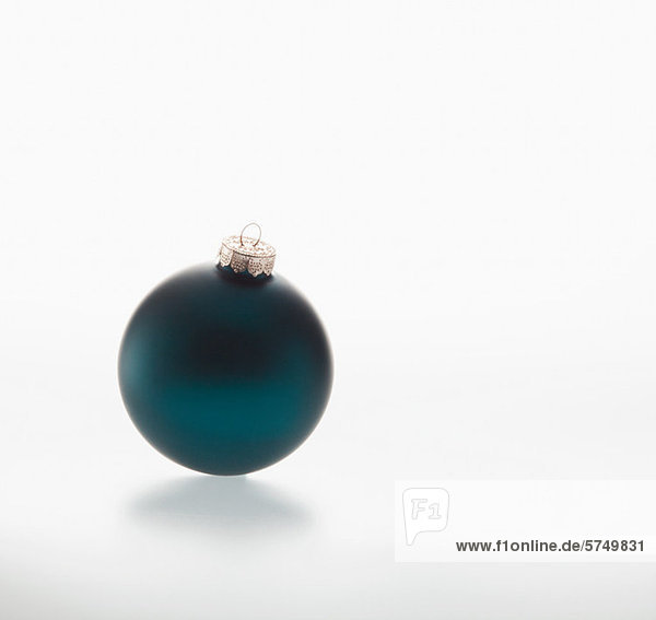 Einzelne blaue Kugel