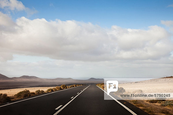 Road through Montanas del fuego  Lanzarote  Canary Islands  Spain