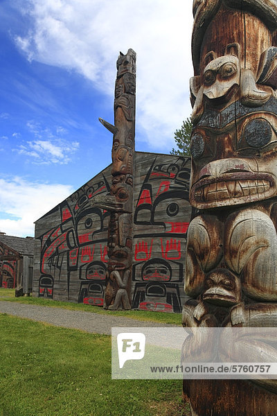 Detail  der Totempfahl und Langhäuser  Ksan historischen Dorf und Museum  Hazelton  British Columbia  Kanada