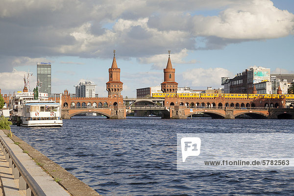 Oberbaumbrücke Berlin Deutschland Europa