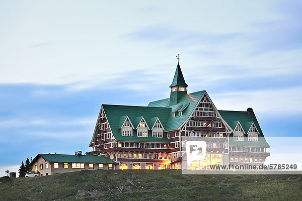 Hotel Waterton Lakes Nationalpark Alberta Kanada Abenddämmerung Prinz Wales