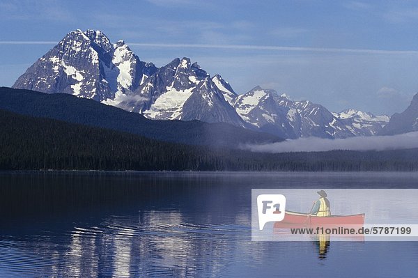 Kanufahrt auf der Turner Seen  Tweedsmuir Park  British Columbia  Kanada.