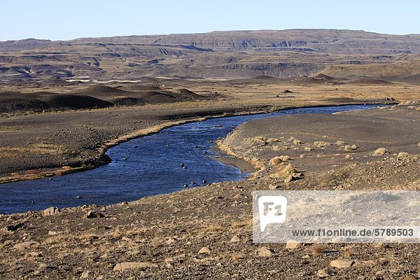 Fluss Þjórsá fließt durch das Tal Þjórsárdalur  Island