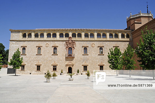 Palacio Arzobispal erzbischöflicher Palast Bischofspalast Alcala de Henares Spanien Europa