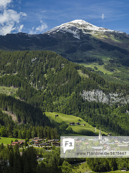 Blick auf den Gernkogel  Pinzgau  Österreich  Europa