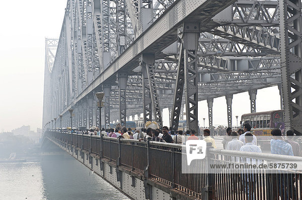 Howrah Bridge  Kolkata or Calcutta  West Bengal  East India  India  Asia