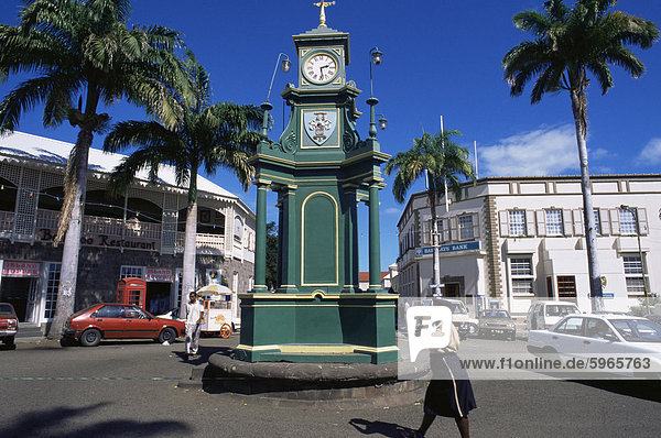 Clocktower am Zirkus  Basseterre  St. Kitts  Leeward-Inseln  West Indies  Caribbean  Mittelamerika