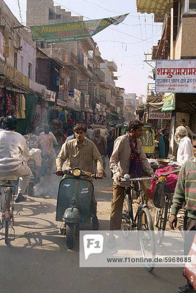 Straßenszene  Jodhpur  Bundesstaat Rajasthan  Indien  Asien