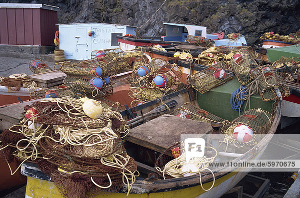 Fischerboote auf Tristan Da Cunha  Mid Atlantic