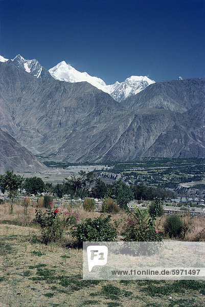 Schnee bedeckten Rakaposhi Berg in den Karakorams  aus Gilgit  Pakistan  Asien