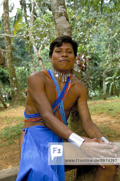 Embera Indian  Soberania Forest National Park  Panama  Central America
