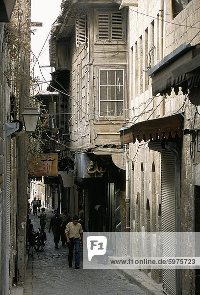Gasse in der armenischen Gegend von Aleppo  Syrien  Naher Osten