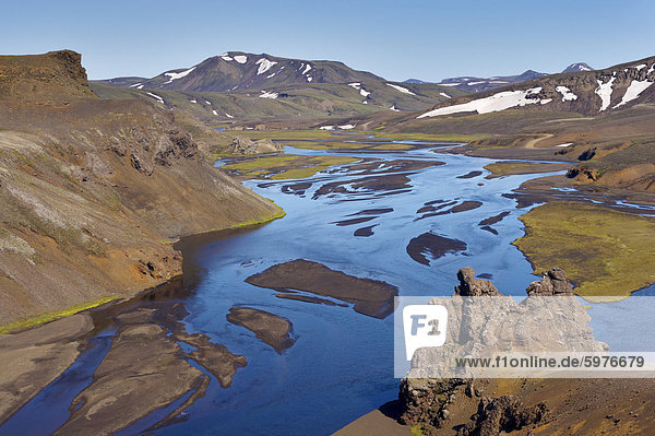 Landschaft des Inneren von der F-208-Route (Fjallabak Weg im Norden  Nyrdri-Fjallabak) zwischen Holaskjol und Landmannalaugar  Südisland (Sudurland)  Island  Polarregionen