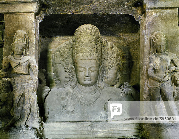 Trimurti  Elephanta Höhlen  späte Gupta Datierung zwischen dem 9. und 11. Jahrhundert  UNESCO-Weltkulturerbe  Elephanta (Insel) aus Mumbai  Indien  Asien
