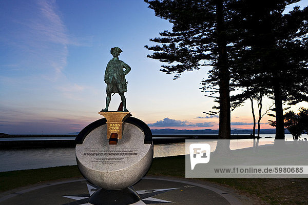 Statue von James Cook ausgeschieden zuerst an Land hier bei Poverty Bay 1769  Gisborne  Nordinsel  Neuseeland  Pazifik