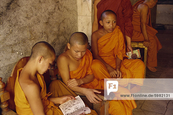Buddhist monks near Chiang Mai  Thailand  Southeast Asia  Asia
