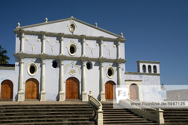 San Francisco convent  Granada  Nicaragua  Central America