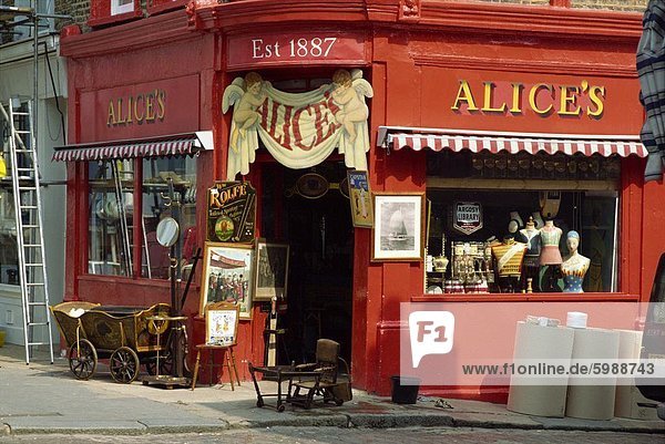 Antiquitäten Shop  Portobello Road Market  London  England  Vereinigtes Königreich  Europa