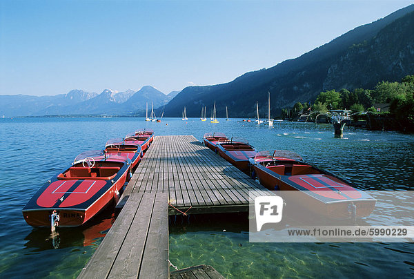 Boote von der See  Wolfgangsee  Österreich  Europa