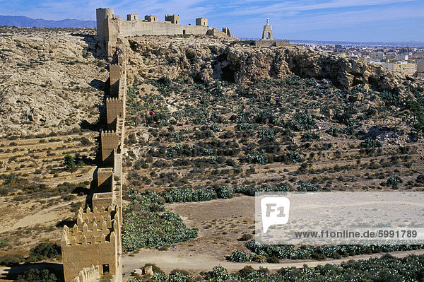 Mauern  Muralla De La Hoya  Alcazaba  maurische Burg  Europa  Spanien  Almeria  Andalusien (Andalusien)