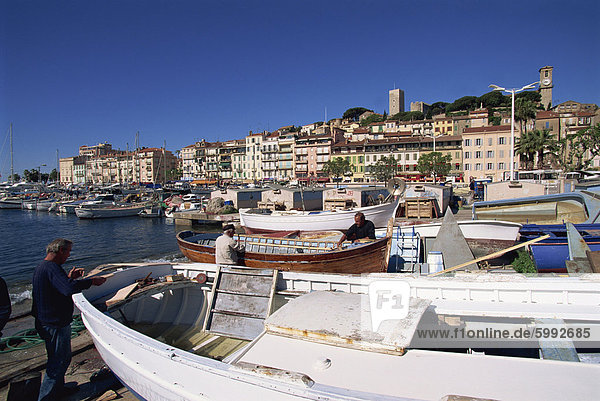 Le Suquet und Hafen  Altstadt  Cannes  Alpes Maritimes  Cote d ' Azur  Cote d ' Azur  Provence  Frankreich  Mediterranean  Europa