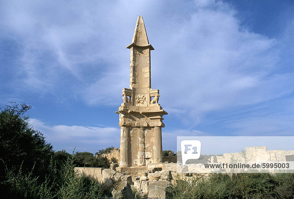 Die Punischen Mausoleum  aus dem 2. Jahrhundert v. Chr.  Roman Stadt Sabratha  UNESCO-Weltkulturerbe  Libyen  Nordafrika  Afrika