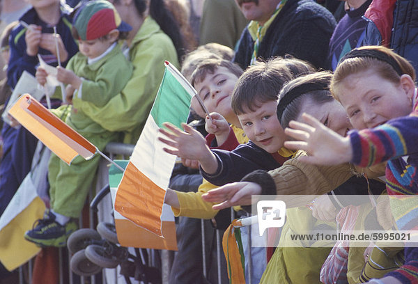 St. Patrick's parade  Patrick Street  Dublin  County Dublin  Eire (Ireland)  Europe