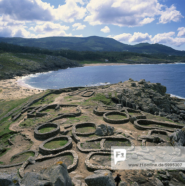 Keltische Ruinen nahe Porto tun Sohn  Westküste Castro de Barona  Galicien  Spanien  Europa