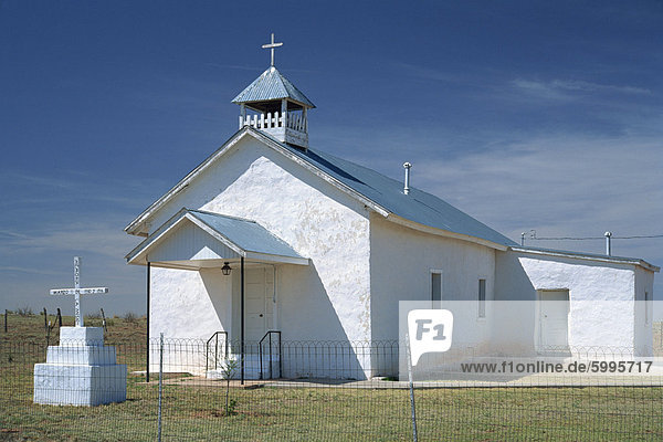 Pfarrkirche am Valiadero  am State Road 104  in Las Vegas  New Mexico  Vereinigte Staaten von Amerika  Nordamerika