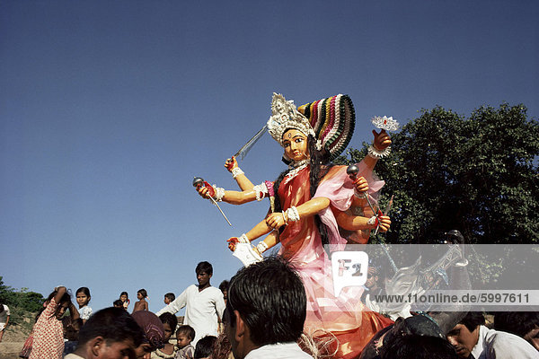 Durga Puja festival  Varanasi (Benares)  Uttar Pradesh state  India  Asia