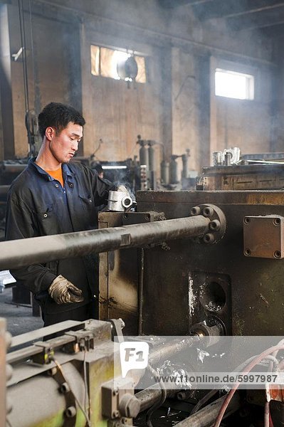 Aus Aluminium-Gießerei  technologische Industrie  Hebei  Provinz Hebei  China  Asien
