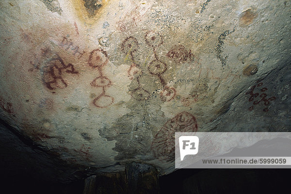 Indische Felsmalereien  Fontein Höhlen  Arikok Nationalpark  Aruba  Karibik  Caribbean  Mittelamerika