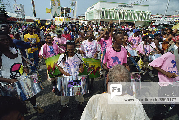 Stahl-Band Festival  Point Fortin  Trinidad  Caribbean  Karibik  Mittelamerika