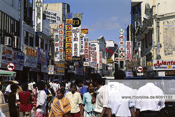 Beschäftigt Straßenszene, Straße Hauptbereich, Colombo, Sri Lanka, Asien