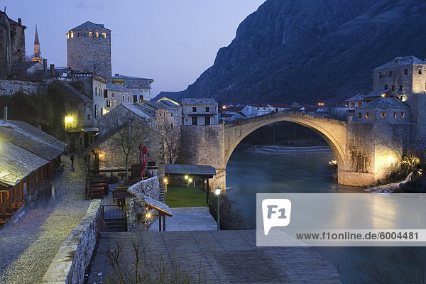 Stari Most Bridge  Mostar  UNESCO World Heritage Site  Bosnia  Bosnia Herzegovina  Europe