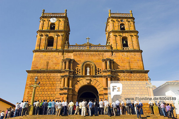 Congregation at Catedral de la Inmaculada Concepcion (Cathedral of the Immaculate Conception)  Barichara  Colombia  South America