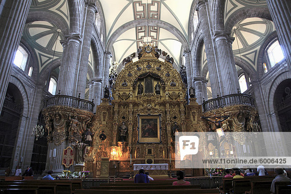 Altar  Metropolitan Cathedral  the largest church in Latin America  Zocalo  Plaza de la Constitucion  Mexico City  Mexico  North America
