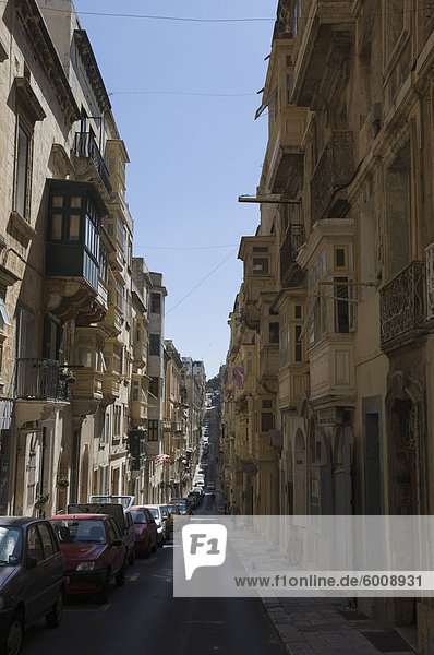 Typische Straße  Valletta  Malta  Europa
