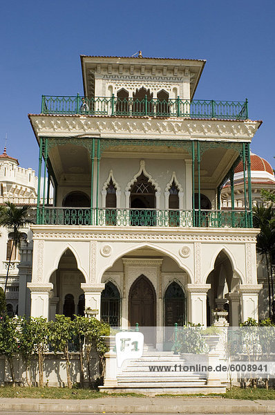 Palacio de Valle  einem großzügigen Gebäude mit maurischen  gotischen und venezianischen  Cienfuegos  Kuba  Westindische Inseln  Mittelamerika verziert