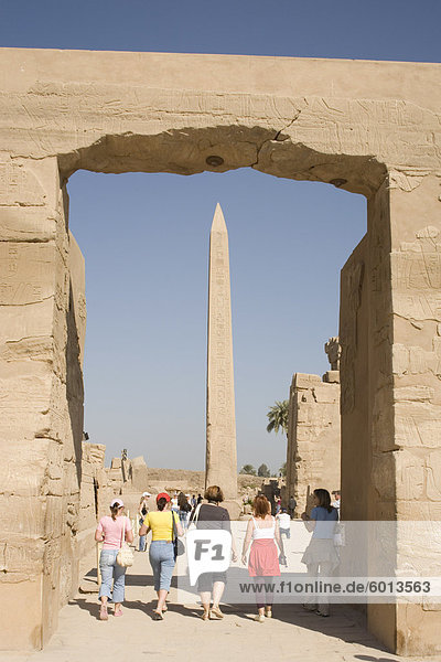 Obelisk  Karnak Tempel  Karnak  in der Nähe von Luxor  Theben  UNESCO World Heritage Site  Ägypten  Nordafrika  Afrika