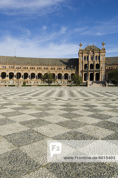 Plaza de Espana errichtet für die 1929  Exposition  Parque Maria Luisa  Sevilla  Andalusien  Spanien  Europa