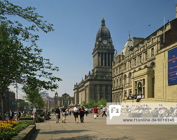 Rathaus und Kunstgalerie  Leeds  Yorkshire  England  Vereinigtes Königreich  Europa