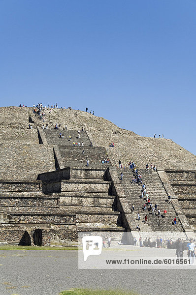 Pyramide von dem Mond  Teotihuacan  150AD 600AD und später von den Azteken  UNESCO-Weltkulturerbe  nördlich von Mexiko-Stadt  Mexiko  Nordamerika