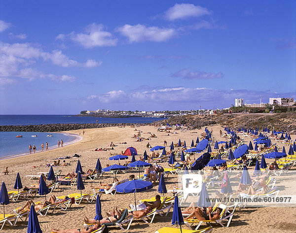 Beach at Playa Banca  Lanzarote  Canary Islands  Spain  Atlantic  Europe